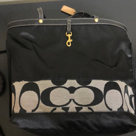 Purse - Picture 2 of 5